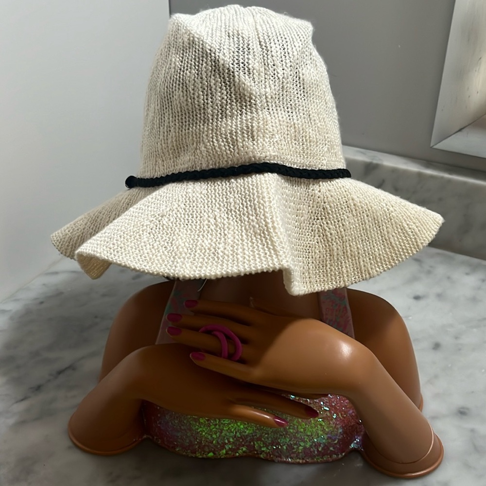 Rachel Zoe beach hat